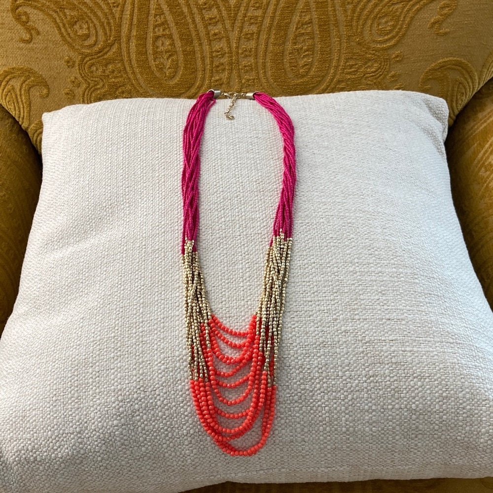 Elegant Tri-Color Beaded Necklace
